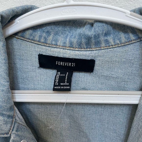 Oversized Jean Jacket - Picture 2 of 4